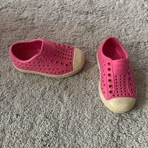 Native - Toddler Pink Shoes Size 5